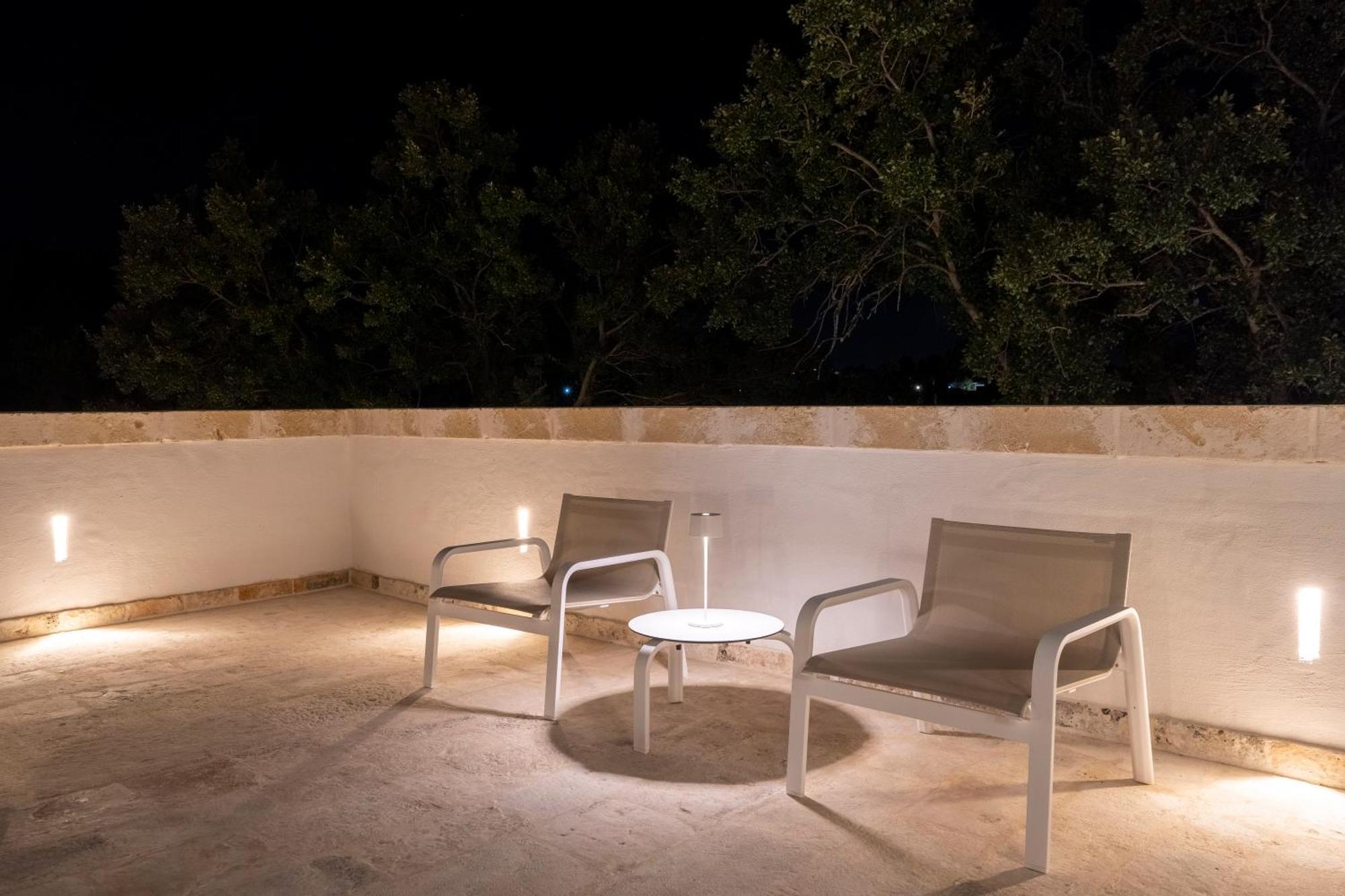 Truloco Nuzzi - Luxury Domus Locorotondo Exterior foto
